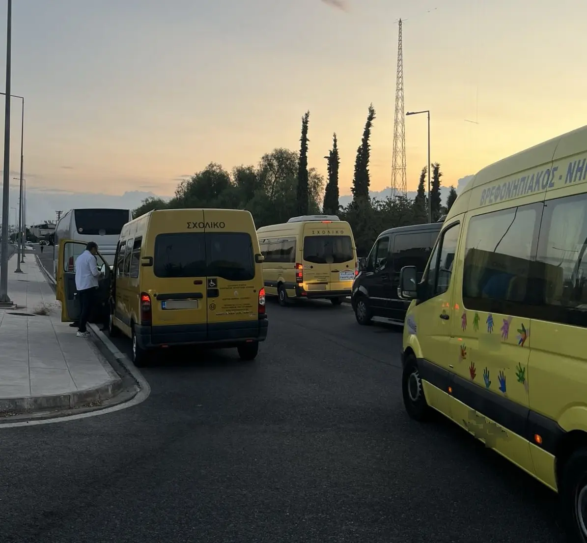 Σχολικά λεωφορεία: Μπαράζ ελέγχων από την Τροχαία Αττικής – Ο απολογισμός