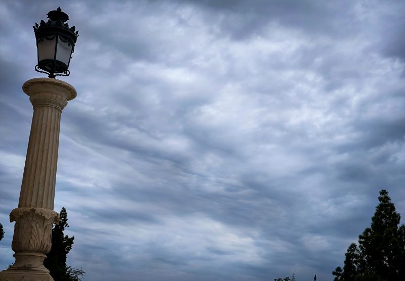 Σε ισχύ το έκτακτο δελτίο της ΕΜΥ με πορτοκαλί προειδοποίηση για την επιδείνωση του καιρού – Πού αναμένονται ισχυρές βροχές και καταιγίδες