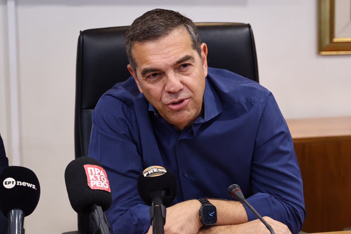 Δείτε live: Στο Επαγγελματικό Επιμελητήριο ο Τσίπρας - Οι προτάσεις για την ενίσχυση της μικρομεσαίας επιχειρηματικότητας