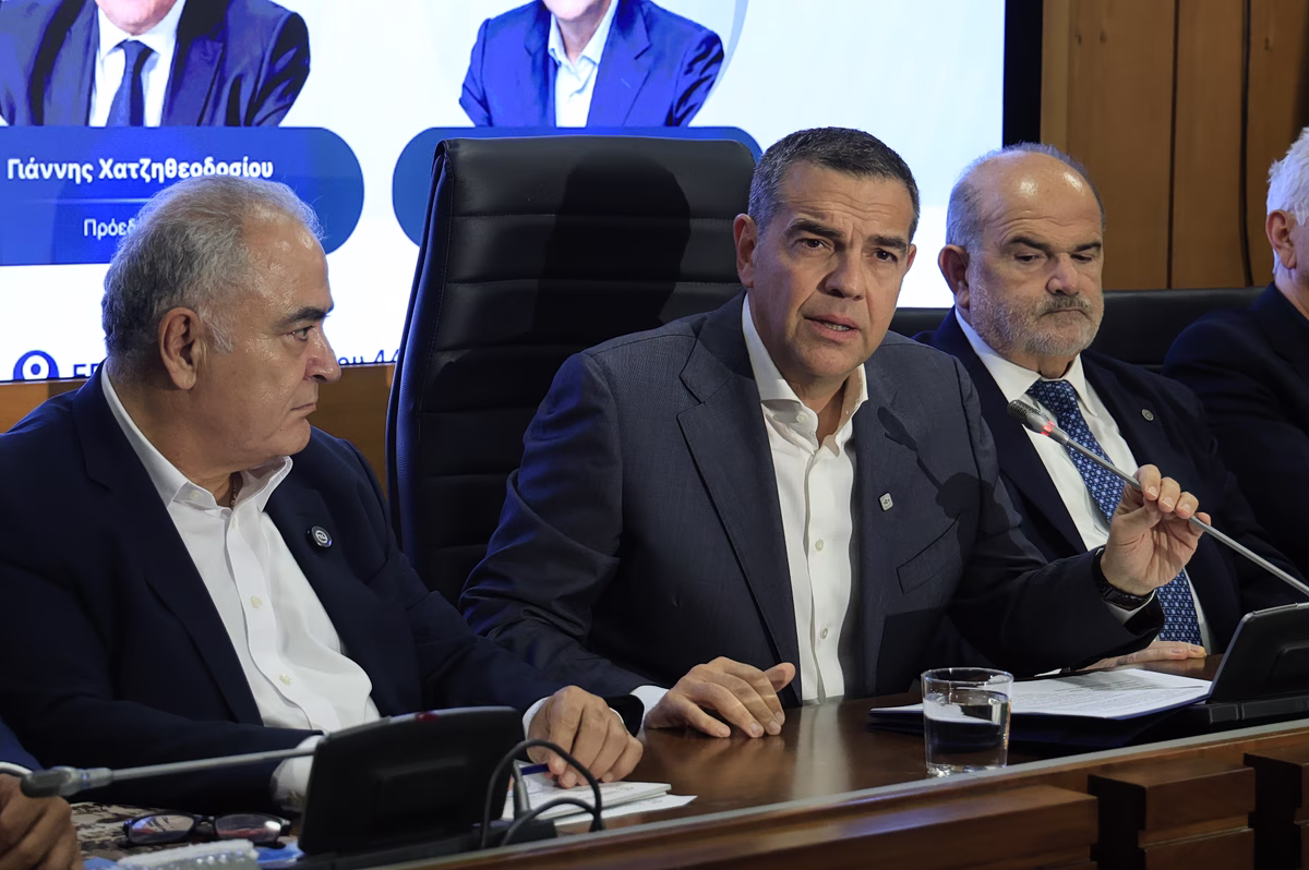 Αλέξης Τσίπρας: Η ανάπτυξη να διαχυθεί στην πραγματική οικονομία - Το σχέδιο της ΕΛΑΣ για τη μικρομεσαία επιχειρηματικότητα
