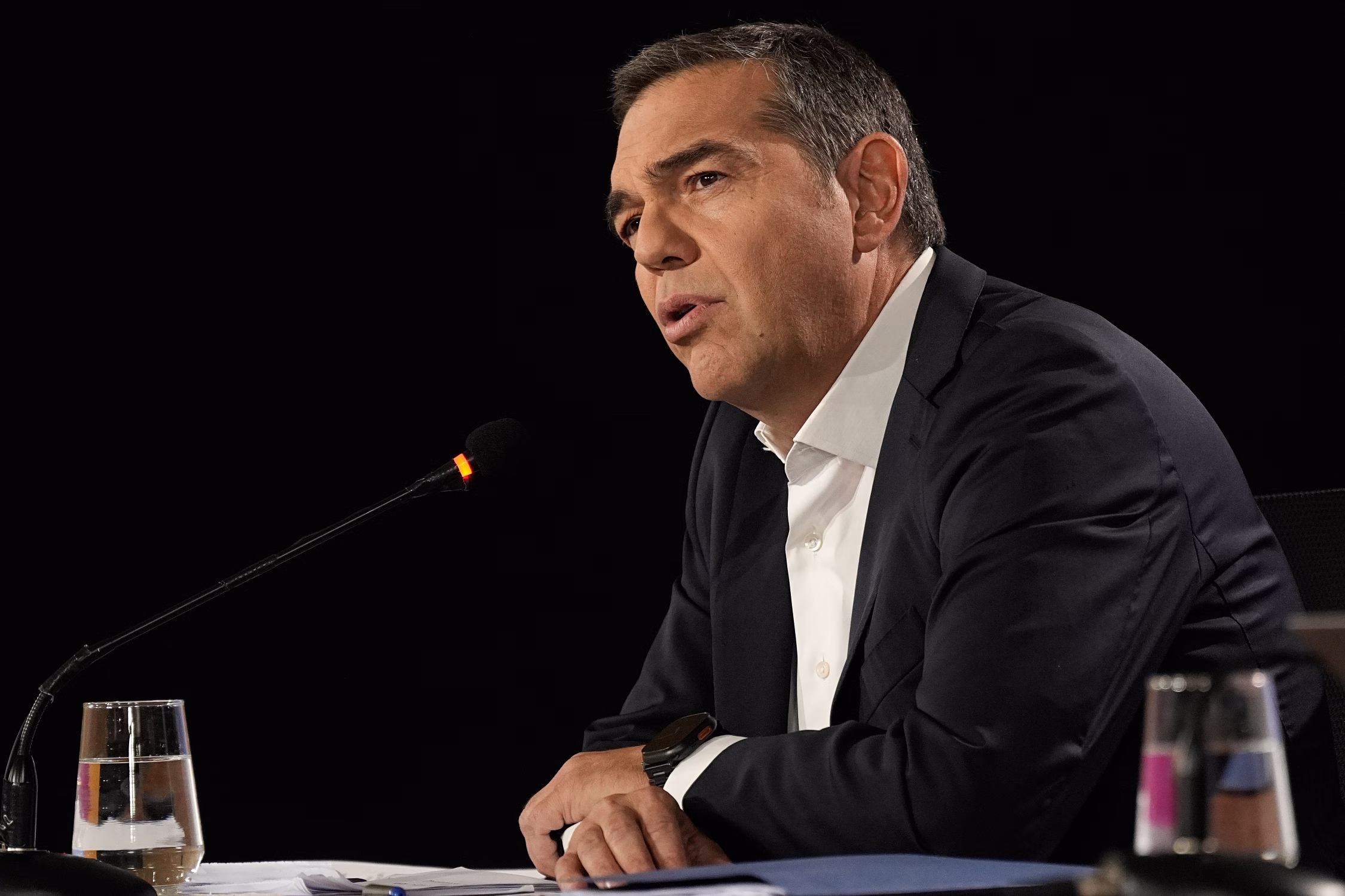 Olympia Forum: Σκληρό ροκ από τον Αλέξη Τσίπρα - Ζητά παραίτηση ή αποπομπή Φλωρίδη και πατάει γκάζι στο δρόμο προς τις κάλπες