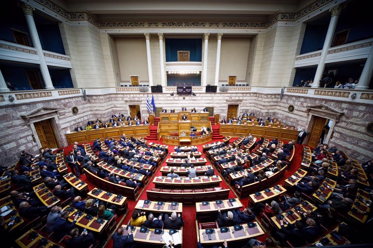 Βουλή: Συνεχίζεται ο χορός των άρσεων ασυλίας για τους βουλευτές: 4 νέες υποθέσεις στην Ολομέλεια- 38 από την αρχή του χρόνου