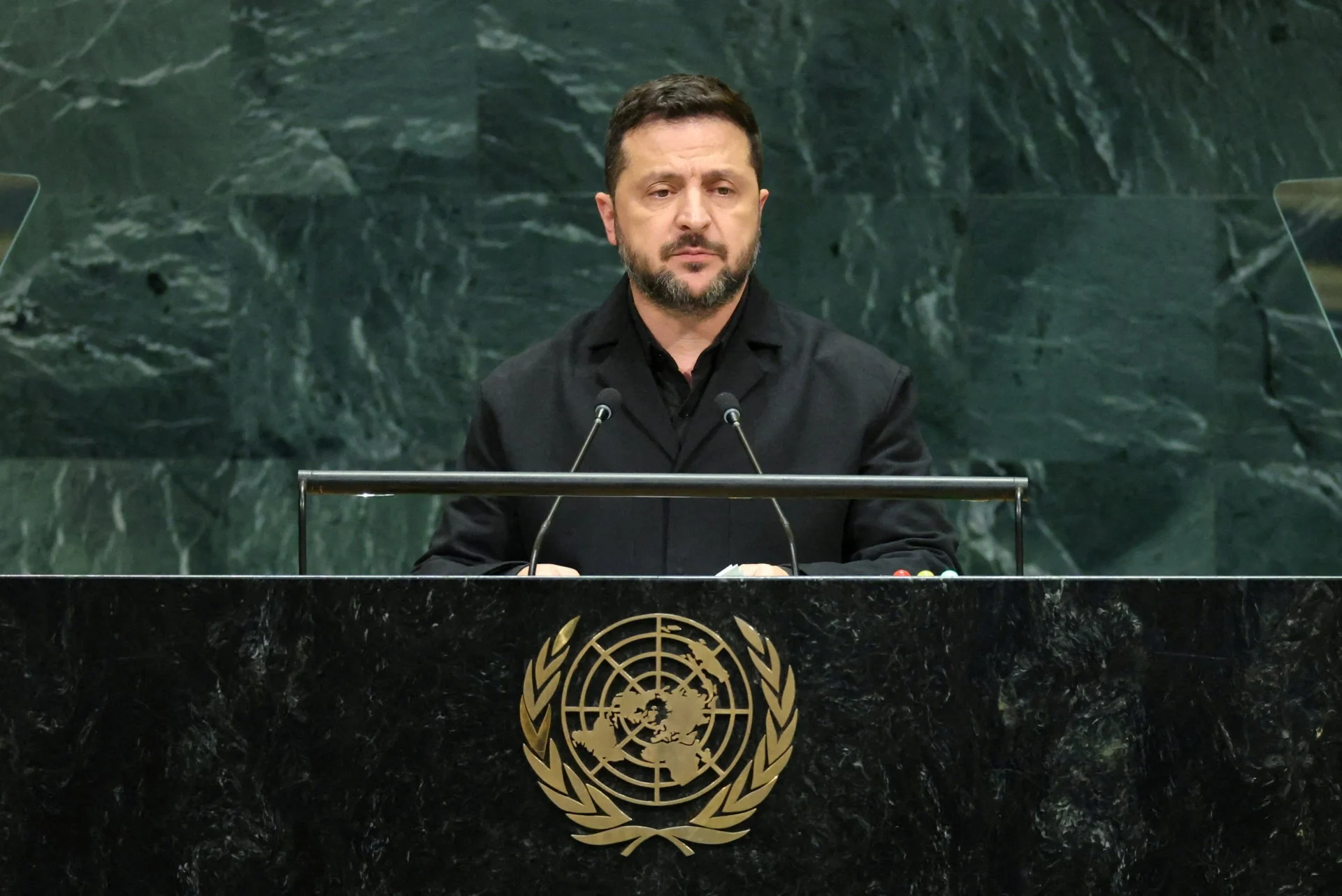 «Τα έσοδα της Ρωσίας πρέπει να παραμείνουν στο στόχαστρο»