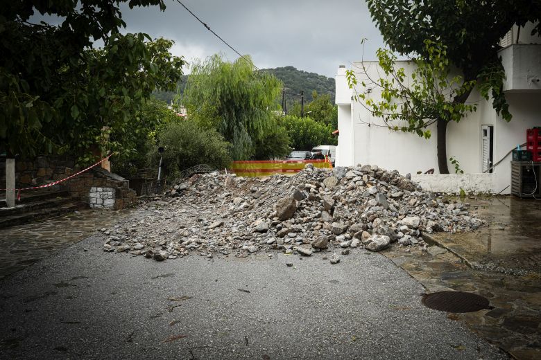 Απαγορεύσεις κυκλοφορίας και σοβαρές καταστροφές στο Λασίθι – News.gr
