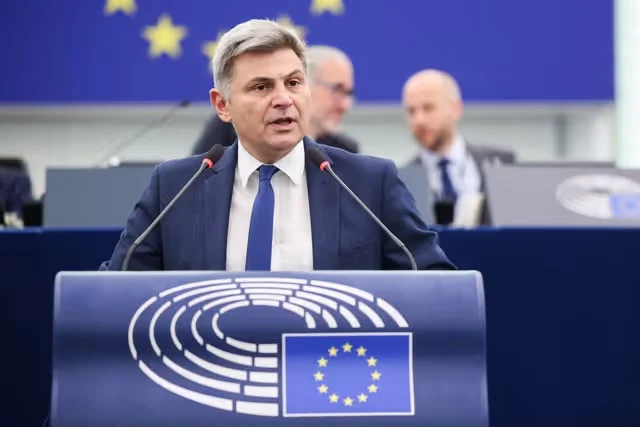 Νικόλας Φαραντούρης: «Πού πήγαν τα ευρωπαϊκά κονδύλια για την αλιεία;»