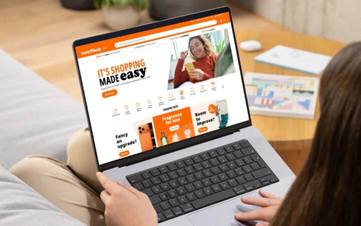 Sir Stelios Haji-Ioannou launches easyshop.com in Greece