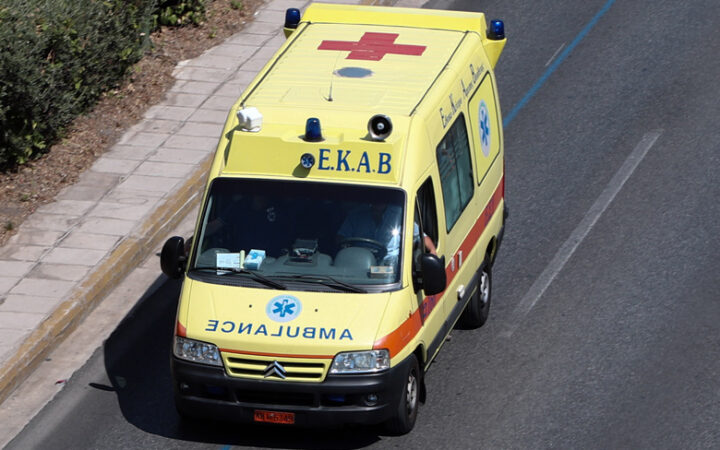 Σοβαρά τραυματισμένος πεζός που παρασύρθηκε από ΙΧ στο Μαρούσι, κοντά στο «The Mall Athens»