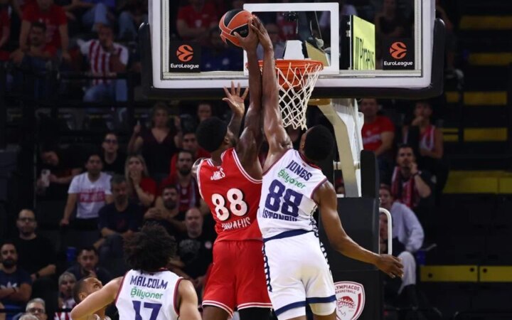 Ολυμπιακός με βάθος, άμυνα και άνετο 89-66 απέναντι στην Εφές