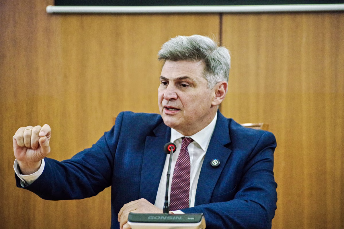 Ερώτηση Φαραντούρη στην ΕΕ για τις τουρκικές προκλήσεις για το καλώδιο: Η κυβέρνηση να προβεί σε άμεση, αυστηρή και επίσημη αντίδραση 