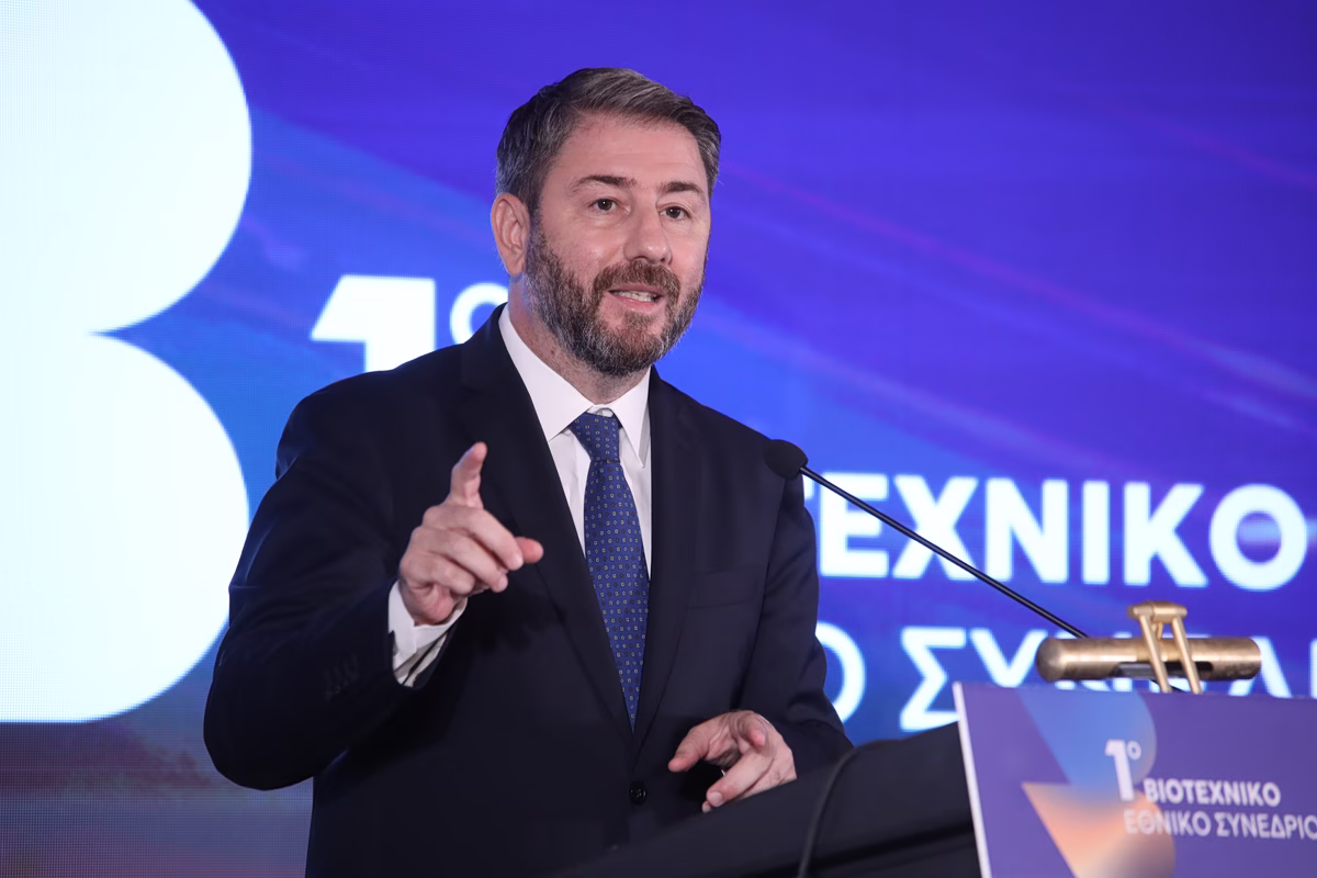Ανδρουλάκης: Δεν μπορεί να υπάρχει ισχυρή ελληνική οικονομία χωρίς στήριξη στις μικρομεσαίες επιχειρήσεις 