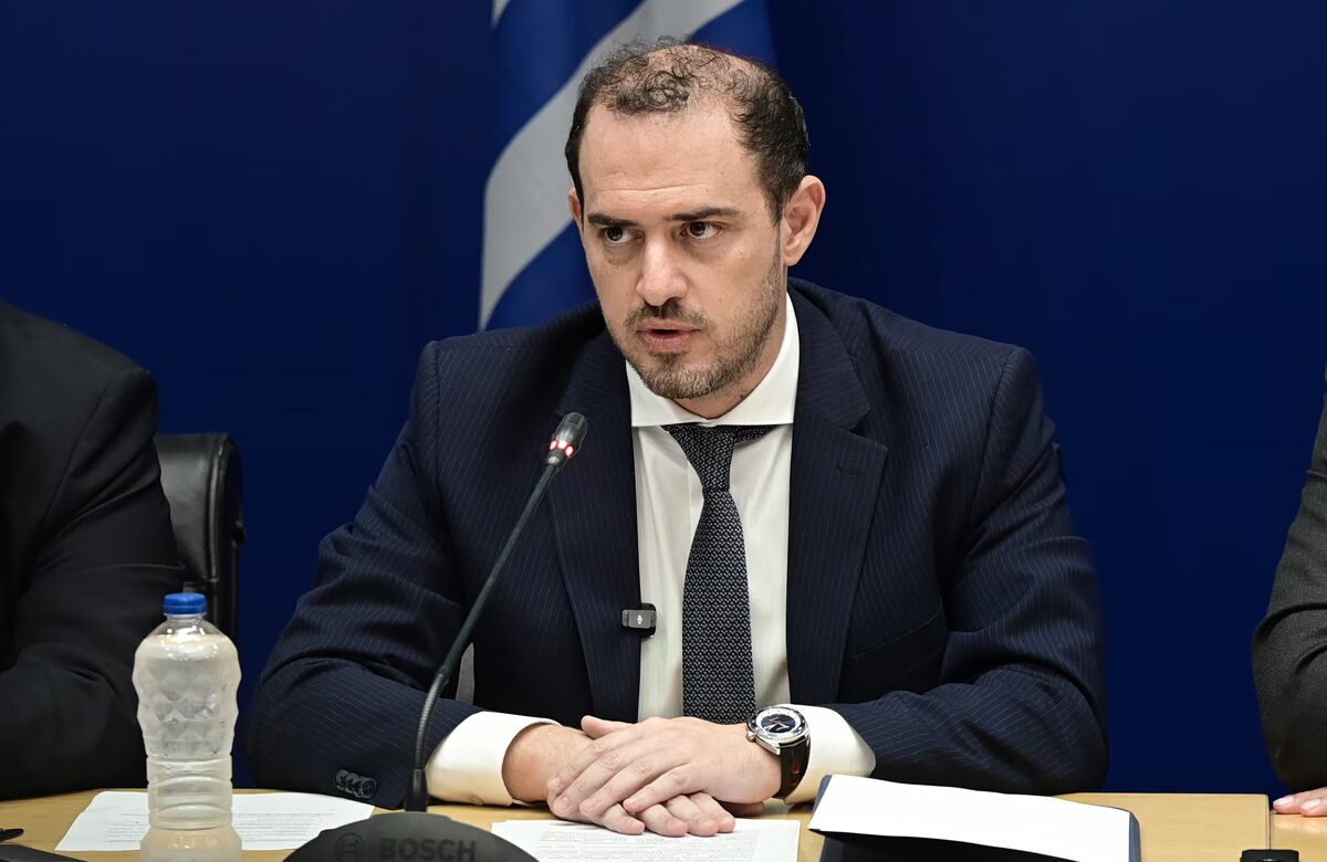 Καλά στην υγεία του ο αν. υπουργός Μεταφορών Γ. Κώτσηρας