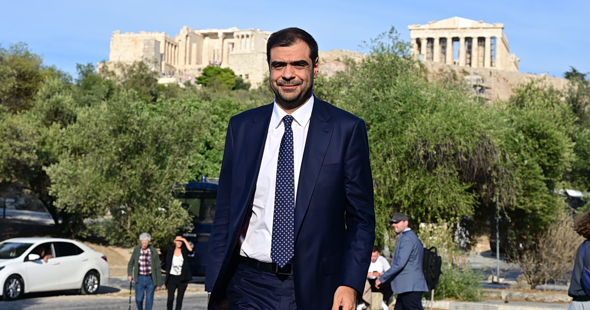 Αντιπροτείνει το... «Υπάρχει και φιλότιμο» ο Μαρινάκης στον Τσίπρα μετά το σχόλιό του για τον «Νονό»