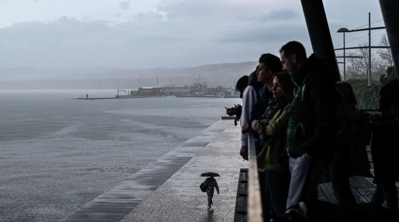 Καιρός: Επιμένει η κακοκαιρία σε Κρήτη και Δωδεκάνησα