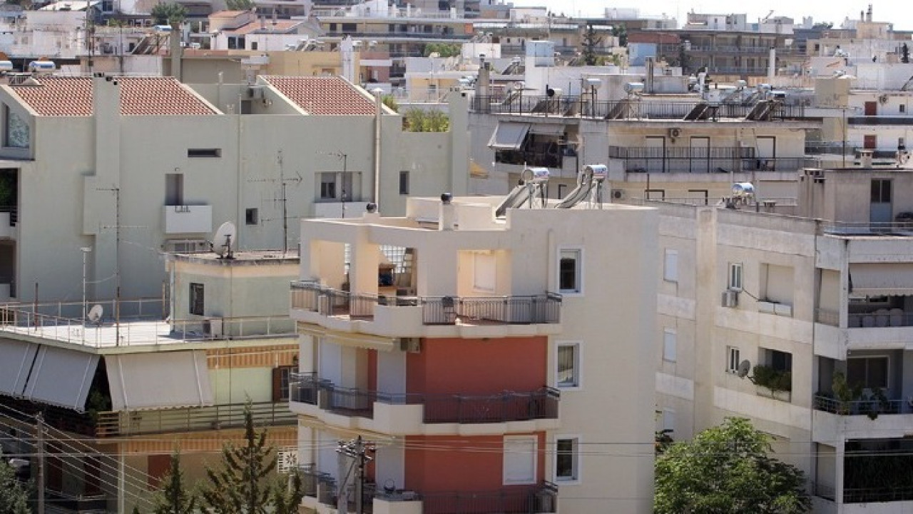 Ανακαινίζω: Ανοίγει η πλατφόρμα για την προκαταβολή 50%
