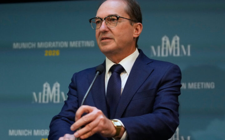 Γερμανία: Ο «σκιώδης πόλεμος» και η ρωσική απειλή – Τι αλλάζει στην BfV