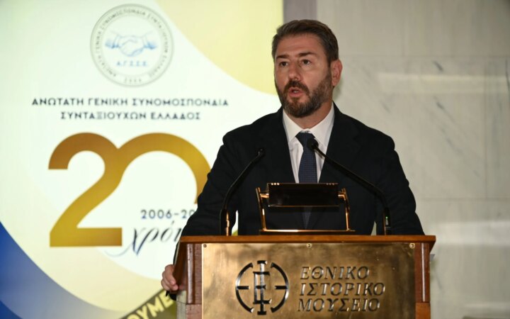 Αυτές είναι οι δεσμεύσεις του ΠΑΣΟΚ για μόνιμες θεσμικές παρεμβάσεις που θα αποκαταστήσουν το εισόδημα των συνταξιούχων