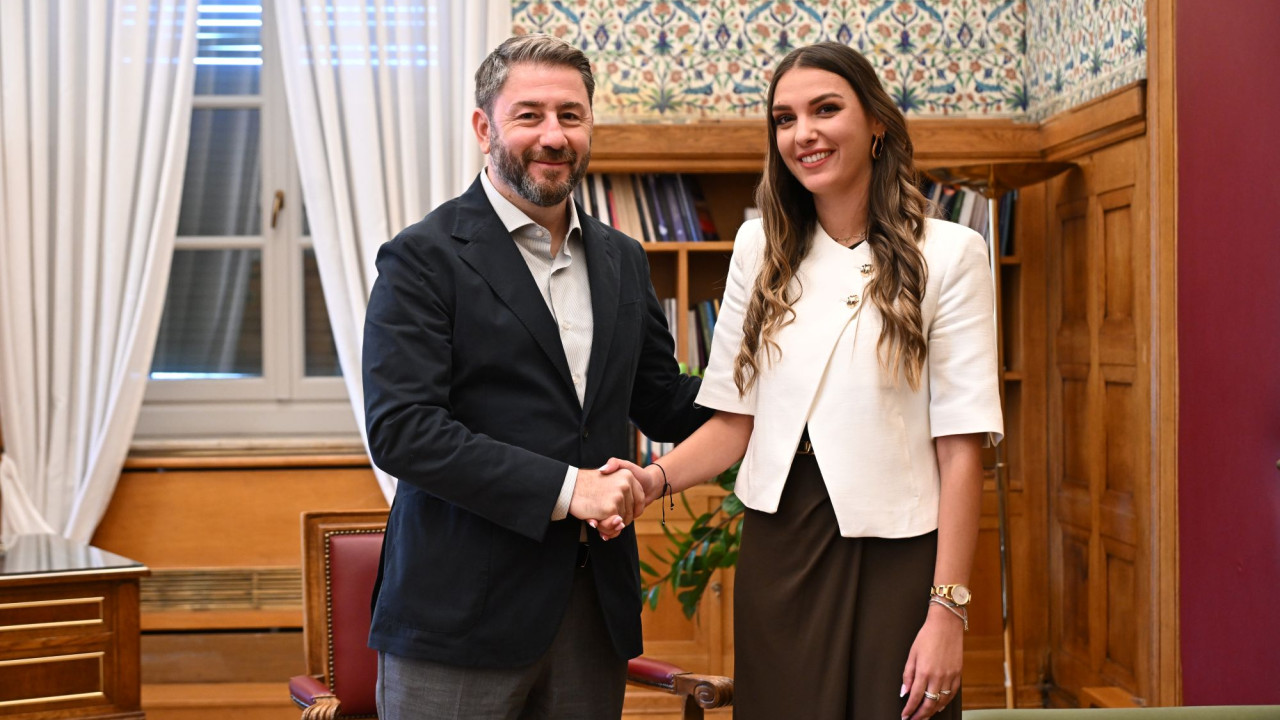 Και επίσημα στο ΠΑΣΟΚ η Μυρτώ Κοροβέση