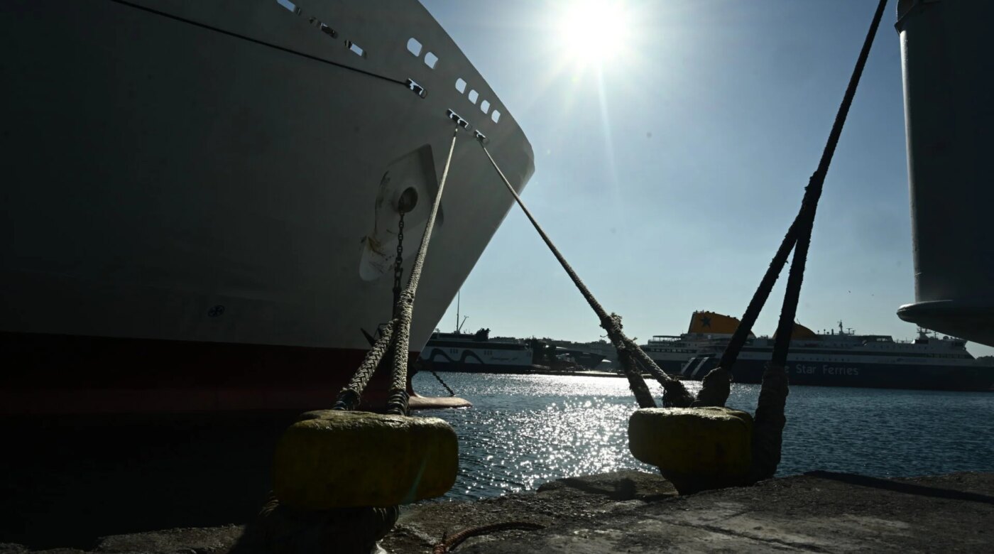 Απαγορευτικό απόπλου σε Πειραιά, Ραφήνα και Λαύριο λόγω των θυελλωδών ανέμων