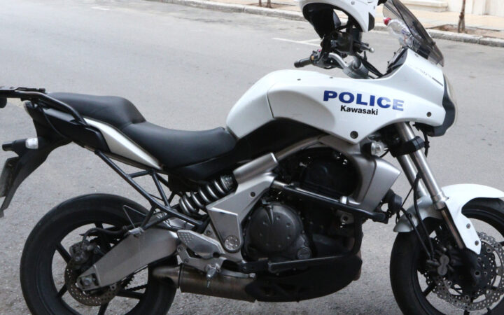 Νίκαια: Παλαιός οπλισμός με 2 χειροβομβίδες σε ταράτσα πολυκατοικίας