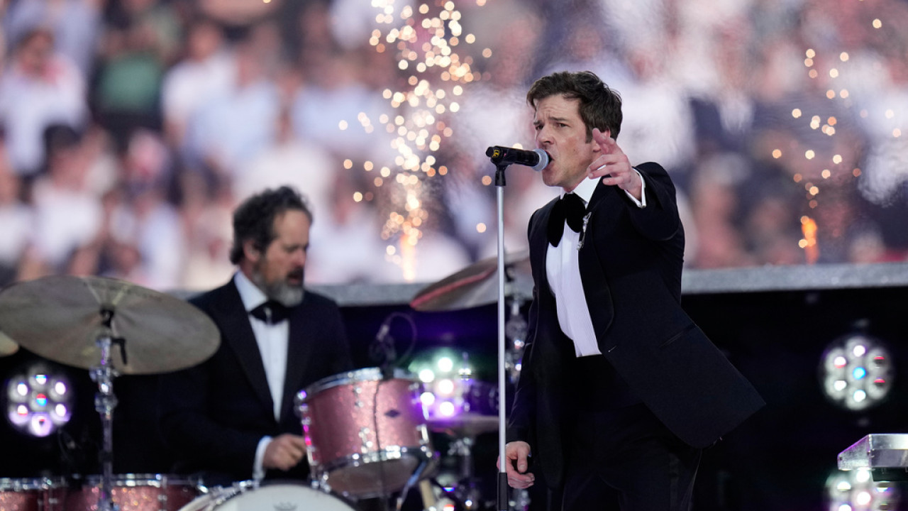 Ο Μπράντον Φλάουερς στο Royal Albert Hall και σε περιοδεία στο ΗΒ και στην Ιρλανδία