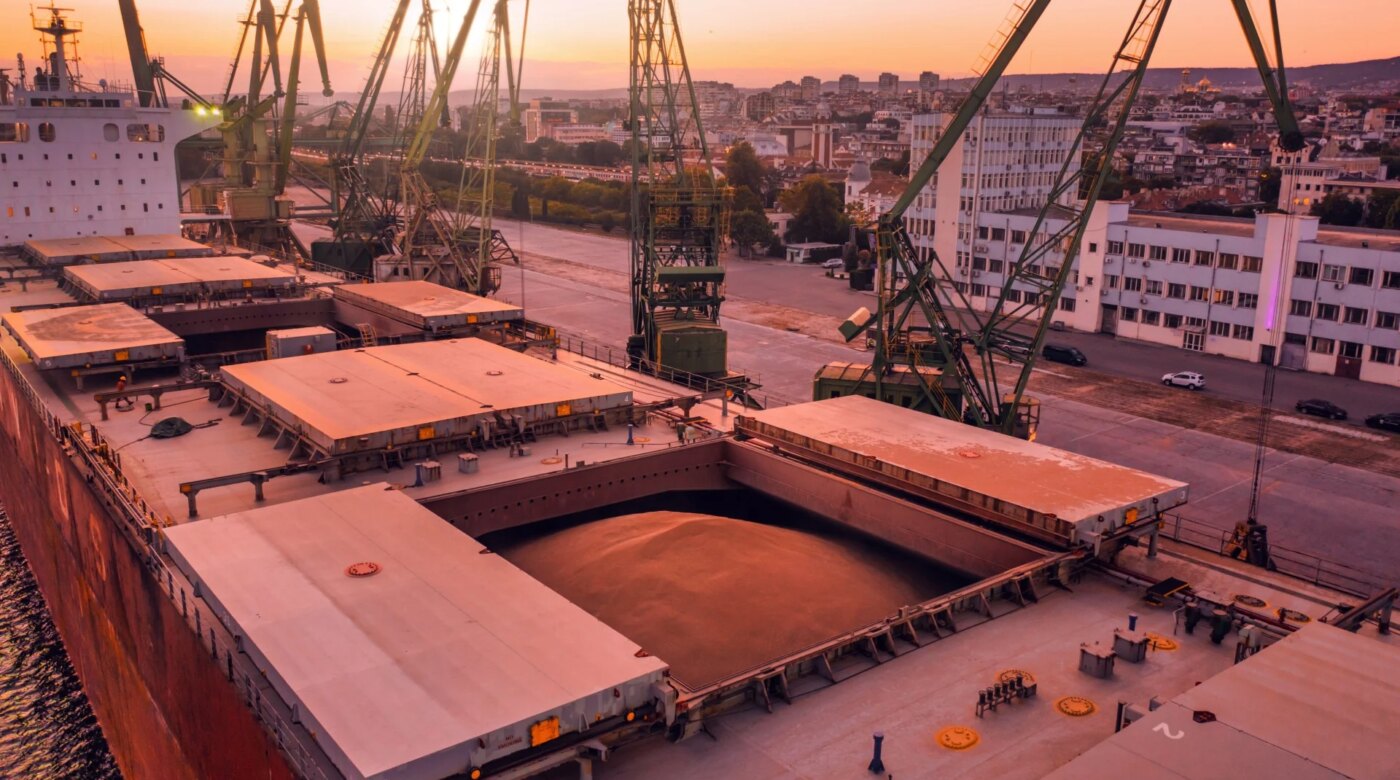 Ο άνθρακας «χρυσώνει» τα bulk carriers