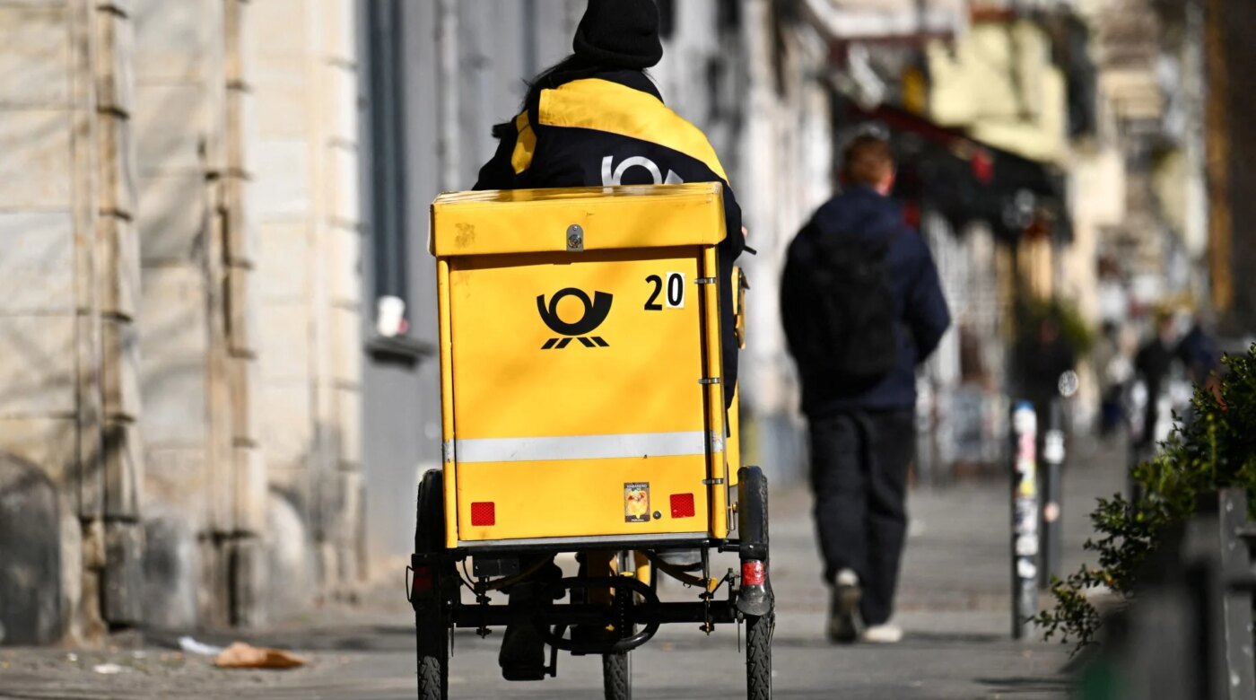 Η Deutsche Post σχεδιάζει αυξήσεις στα τέλη αποστολής επιστολών από αρχές Ιανουαρίου