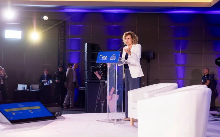 Μια κυβέρνηση Φεϊχό θα ανοικοδομήσει ολόκληρη την Ισπανία