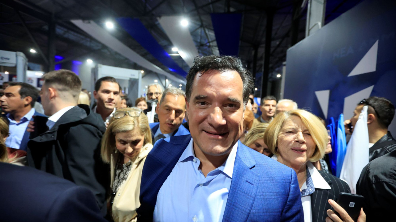 Αιχμές Γεωργιάδη για υπουργούς που έλειπαν από τα γενέθλια της ΝΔ