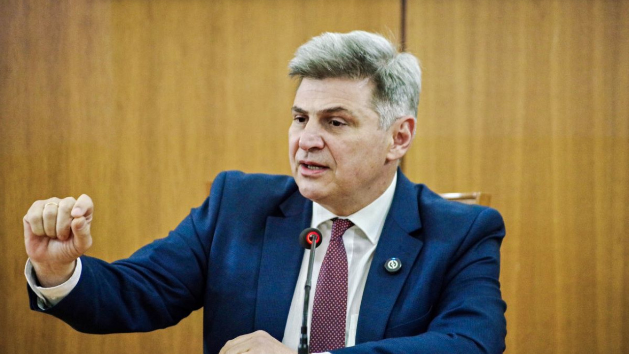 Βολές Φαραντούρη για απώλεια αγροτικών κονδυλίων