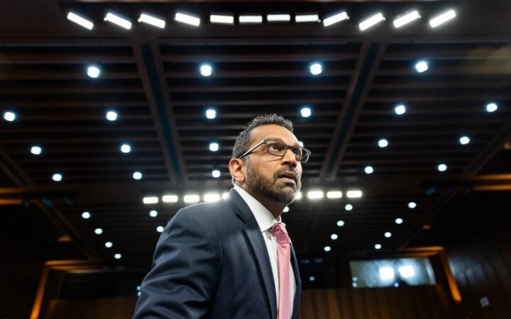 Το FBI διαψεύδει ότι το διευθυντής Κας Πατέλ μετέβη στη Ρωσία