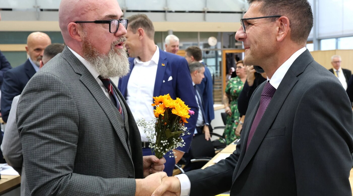«Πρόβα συμμαχίας» της ακροδεξιάς AfD με την αριστερή BSW στη Σαξονία-Άνχαλτ με ψήφισμα για την Ουκρανία