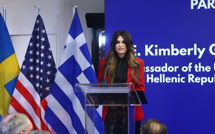«Προωθεί αποτελεσματικά την ατζέντα Τραμπ στην Ελλάδα»
