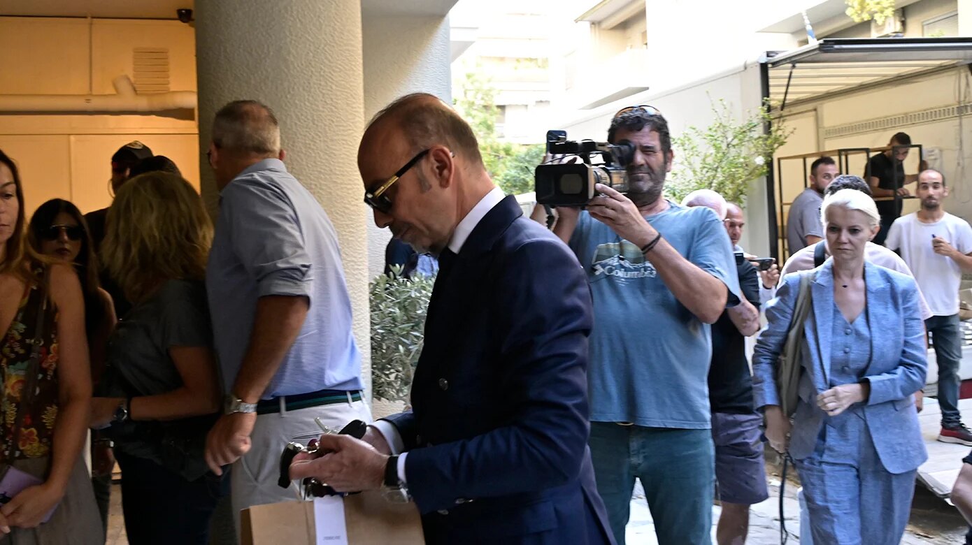 Οριστική ρήξη ανάμεσα στους δύο κατηγορούμενους γιατρούς μετά τα νέα στοιχεία από τις έρευνες – News.gr