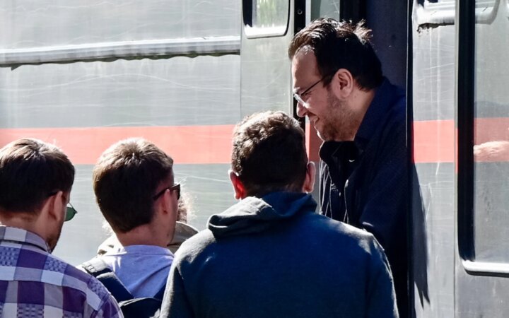 Αγχωμένος διάλογος με αχυράνθρωπο λίγες μέρες πριν από τη σύλληψη
