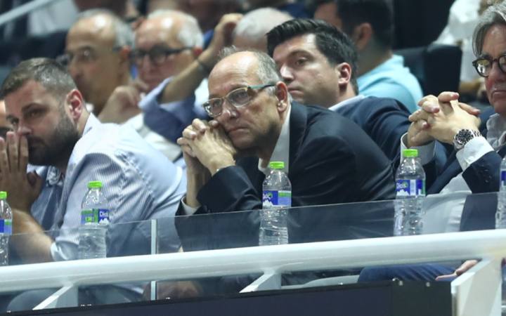 Στην Ευελπίδων ο Λιόλιος για τα στημένα - Κατηγορείται για δωροδοκία/δωροληψία