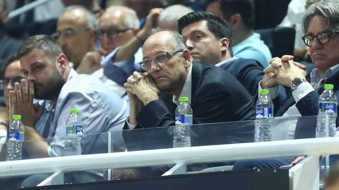 Στην Ευελπίδων ο Λιόλιος για τα στημένα - Κατηγορείται για δωροδοκία/δωροληψία