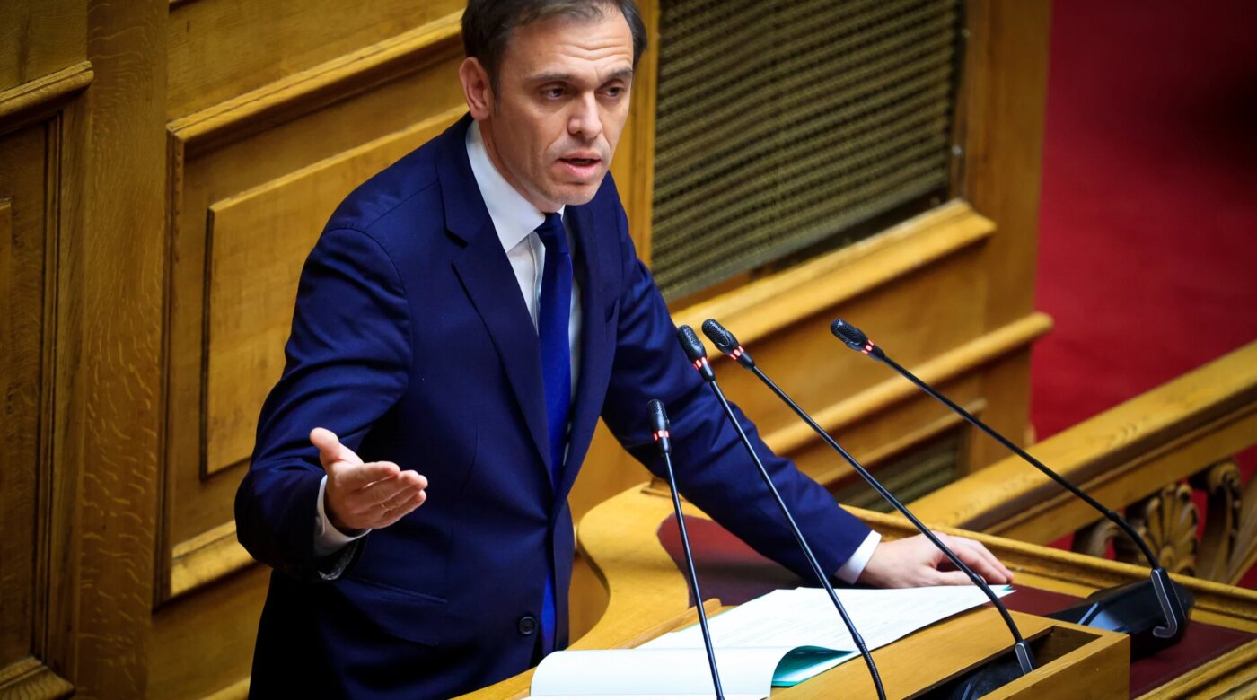 Με την απόφαση αποπομπής εμμέσως γίνονται αποδεκτά τα δημοσιεύματα – Ποια η θέση της ελληνικής κυβέρνησης;