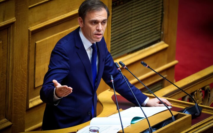 Με την απόφαση αποπομπής εμμέσως γίνονται αποδεκτά τα δημοσιεύματα – Ποια η θέση της ελληνικής κυβέρνησης;