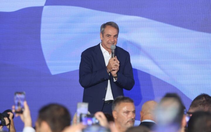 «Eίναι η παράταξη που σε ταραγμένα νερά κρατάει γερά το σκάφος της πατρίδας» – News.gr