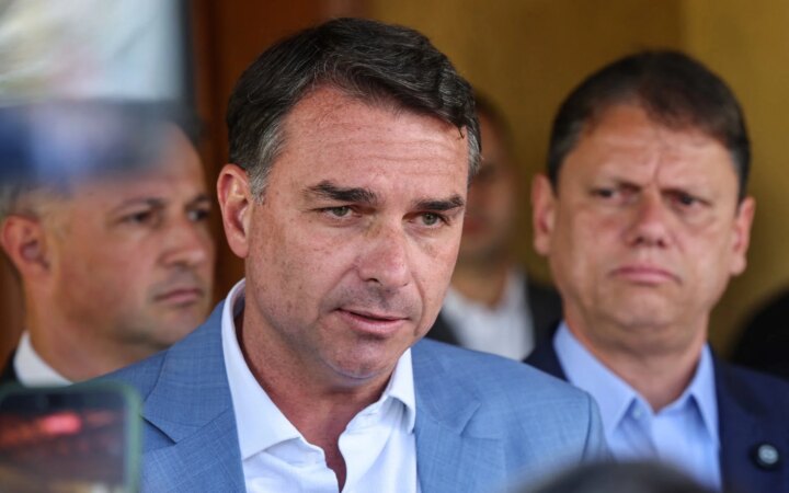 Οι δηλώσεις Τραμπ για τις προεδρικές εκλογές της Βραζιλίας καταδεικνύουν την απομόνωση του Λούλα στη διεθνή σκηνή