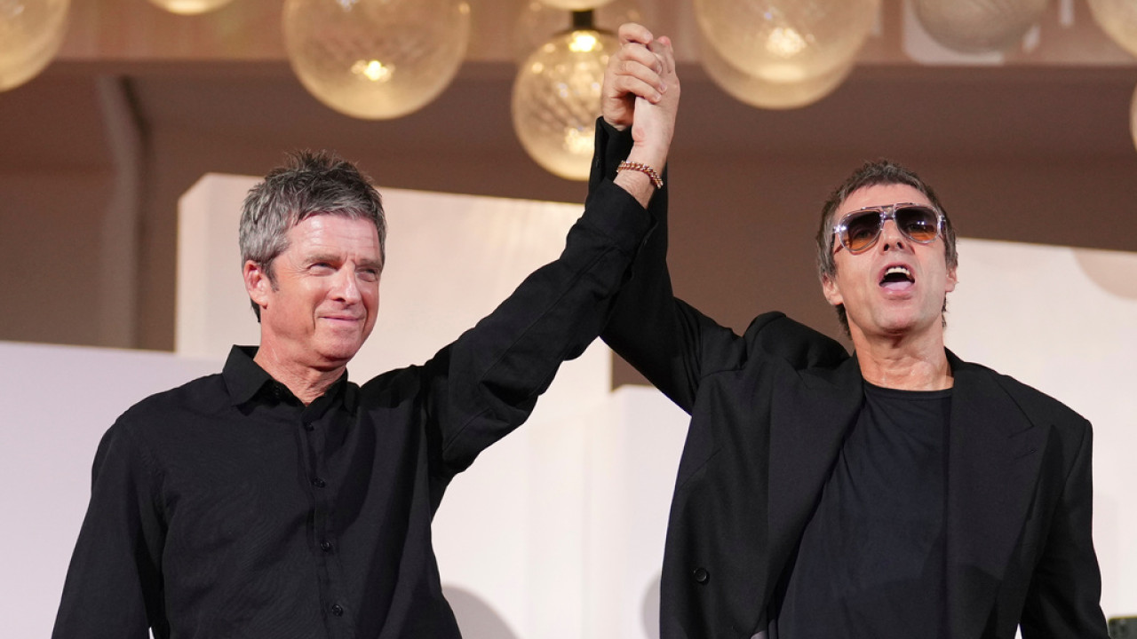 Oasis: Γιατί η πολυσυζητημένη συμφιλίωση των αδελφών Γκάλαχερ έμεινε εκτός ντοκιμαντέρ