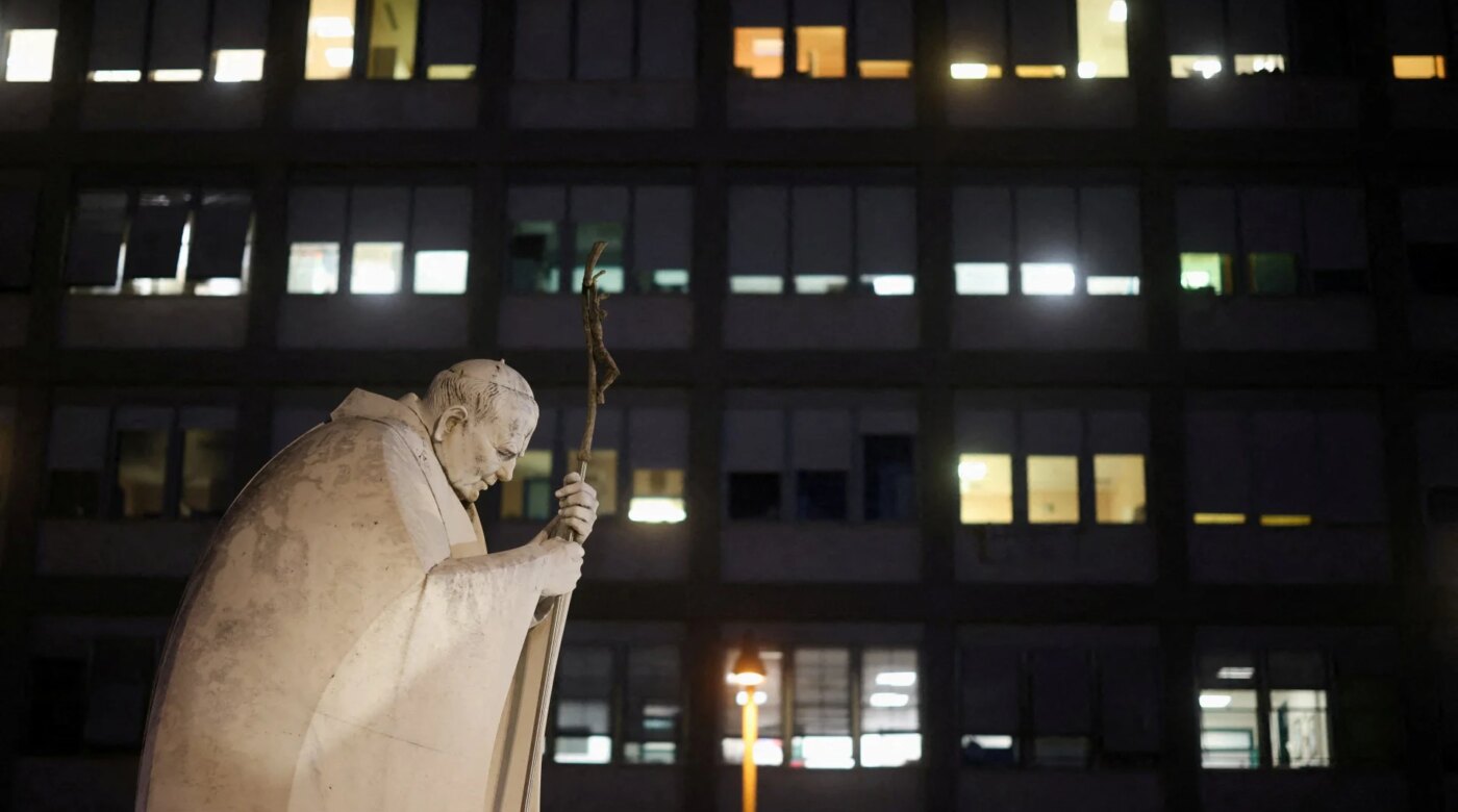 Ο πνεύμονας του Πάπα επιστρέφει σε κανονική λειτουργία