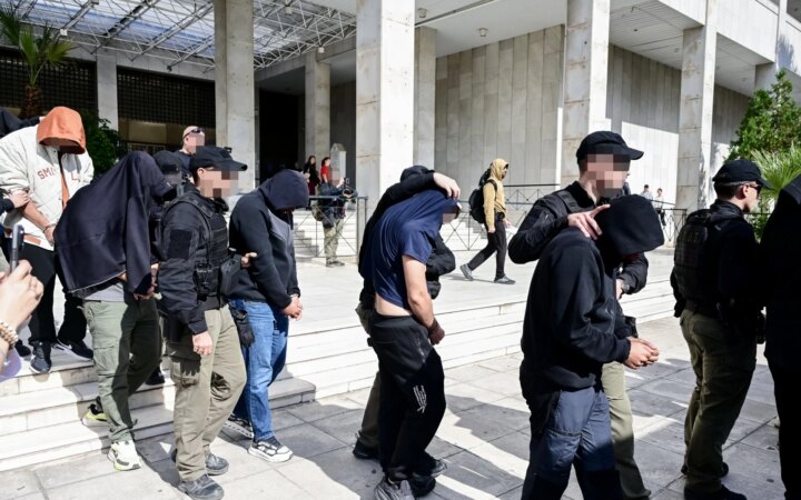 Οι συνομιλίες για τα «κεράσματα», οι αποδείξεις και οι «αποκλειστικά προφορικές» οδηγίες