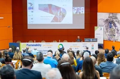 Στρατηγική ανθεκτικότητας για τη βιομηχανία πλαστικών