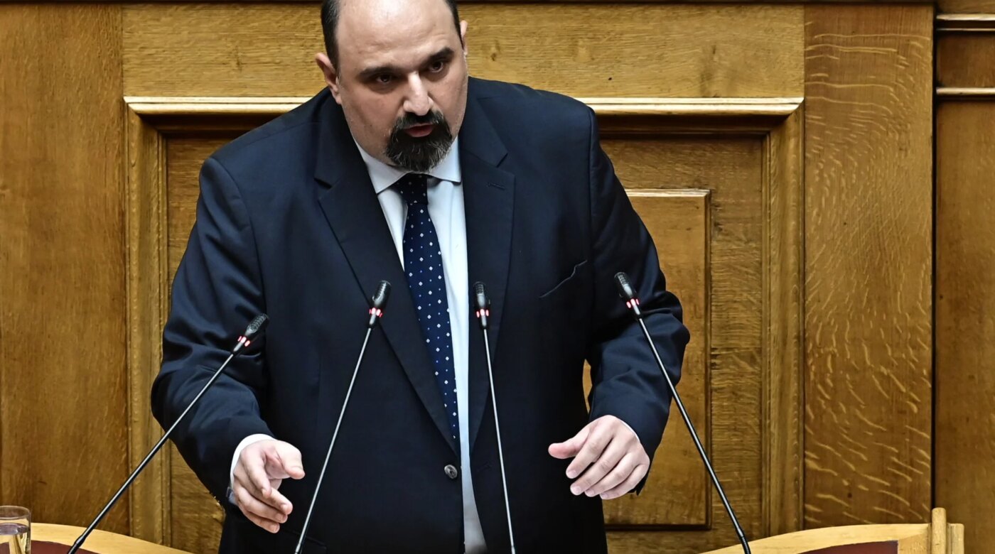 «Χυδαίο ψεύδος» - Τι απαντά ο Χρ. Τριαντόπουλος στην συνέντευξη της Μ. Καρυστιανού