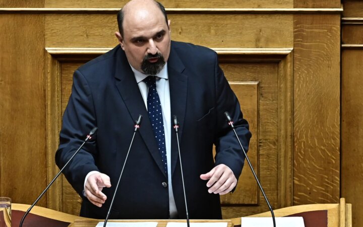 «Χυδαίο ψεύδος» - Τι απαντά ο Χρ. Τριαντόπουλος στην συνέντευξη της Μ. Καρυστιανού