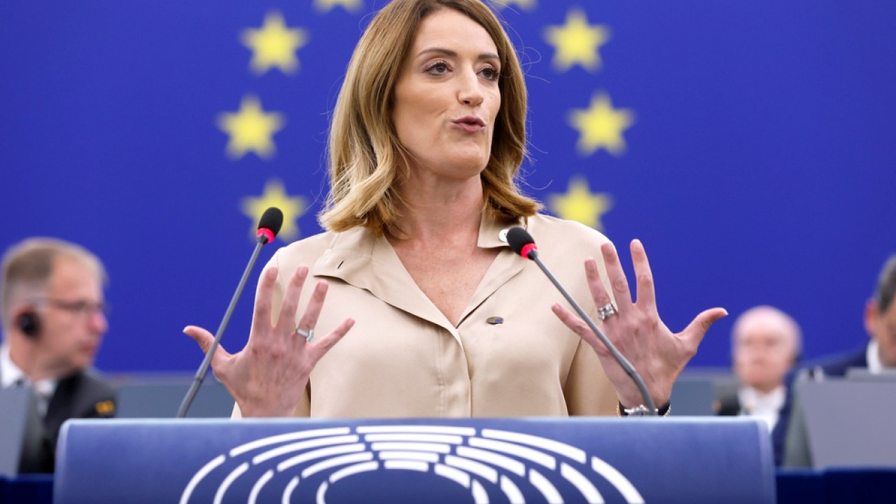 Μέτσολα: Οι ευρωβουλευτές δεν είναι ικανοποιημένοι με τις προτεινόμενες περικοπές στον προϋπολογισμό της ΕΕ