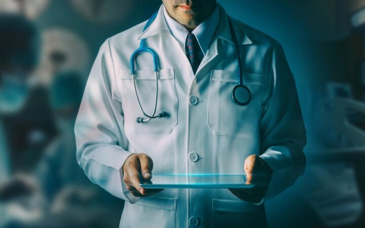 MedWatch: Επεκτείνεται σε οδοντιάτρους, φυσικοθεραπευτές και διαιτολόγους