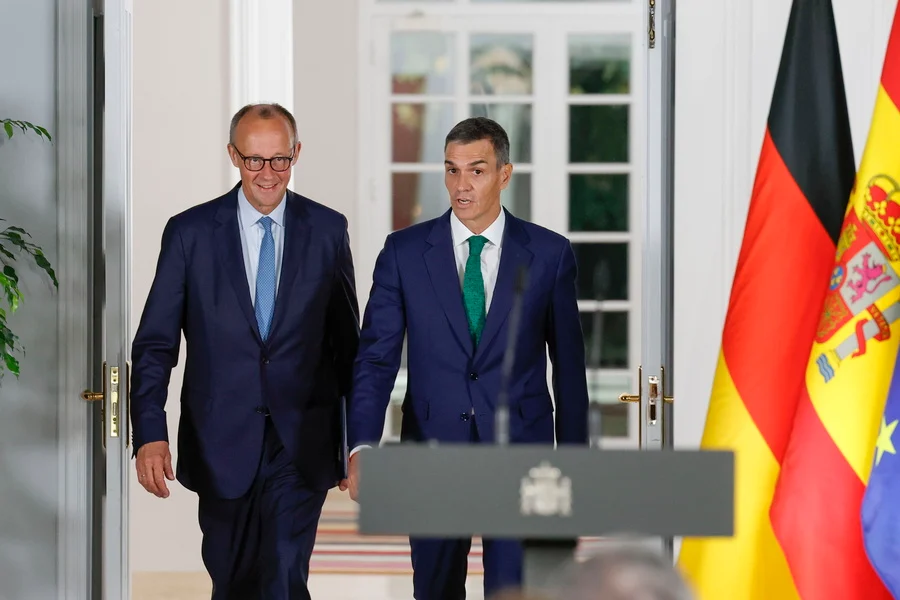 Η ακροδεξιά ανεβαίνει, το κέντρο αποδυναμώνεται – Τι περιμένει την Ευρώπη