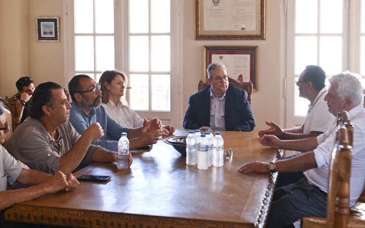 Η υπεράσπιση των κυριαρχικών δικαιωμάτων συνδέεται με τον αγώνα για τις ανάγκες των νησιωτών